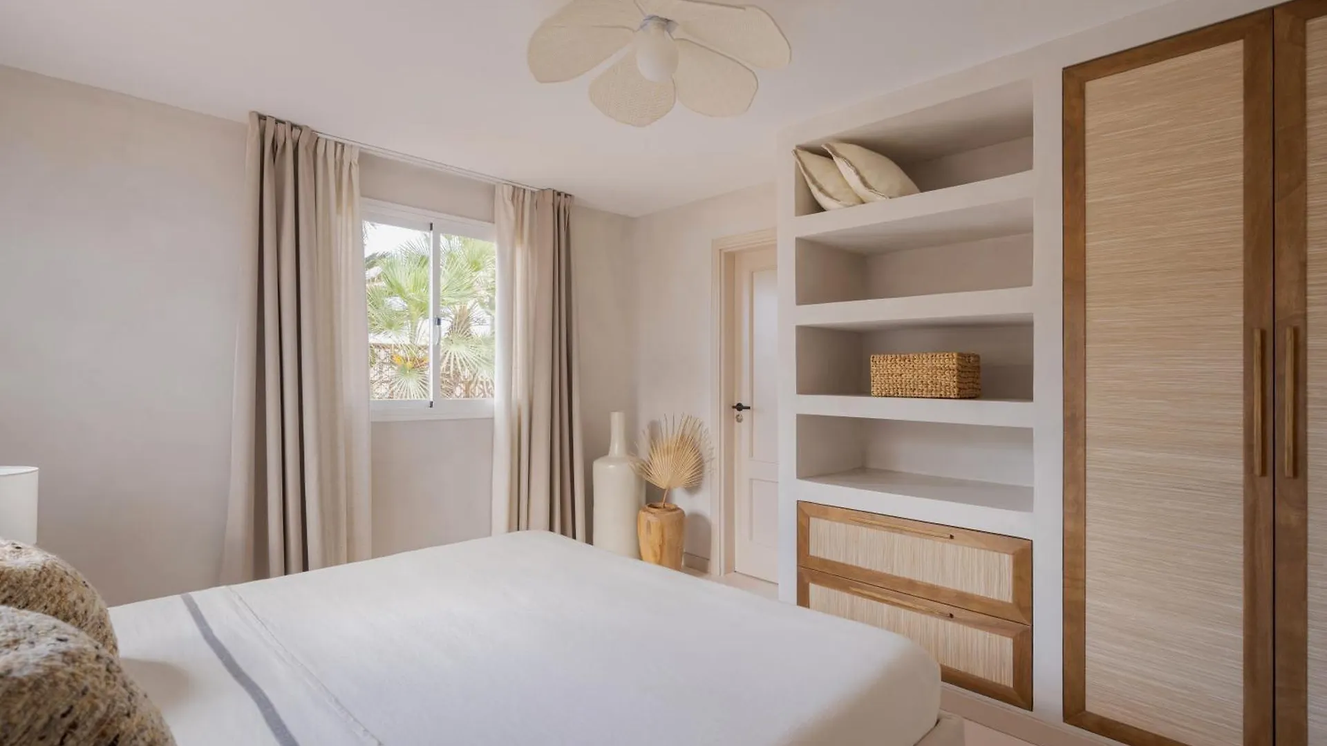 Villa Hikari - Design House With Heated Pool In 코라레호